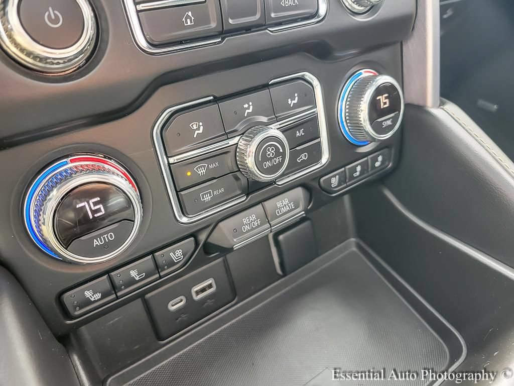 Used 2023 GMC Yukon SLT AWD/4WD image 18