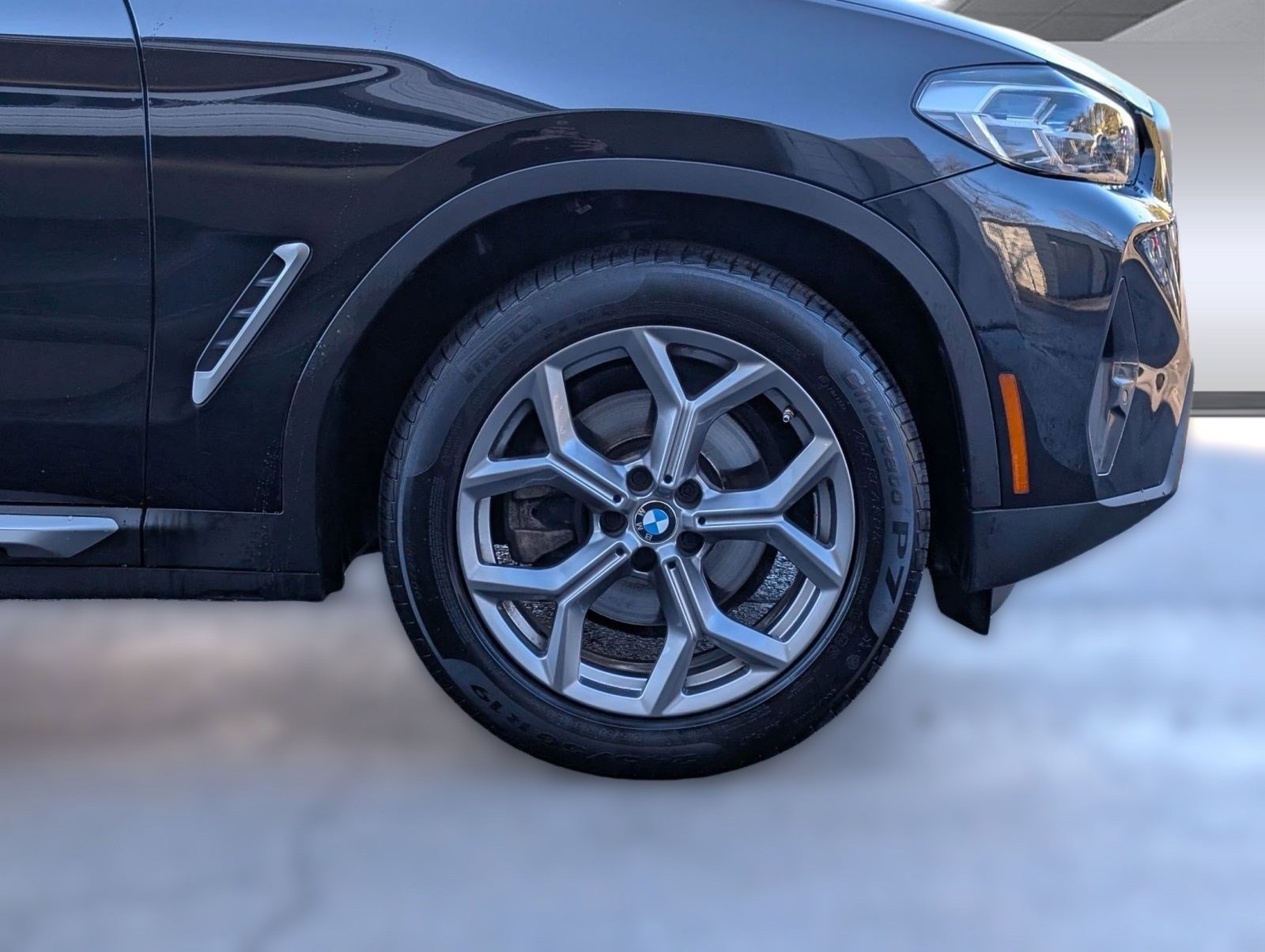 Certified 2023 BMW X3 xDrive30i w/ Premium Package w/ZPA image 12