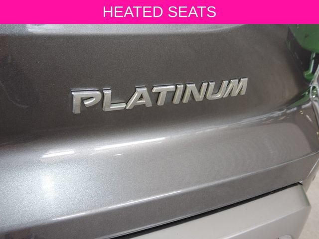 Used 2024 Nissan Pathfinder Platinum FWD image 18