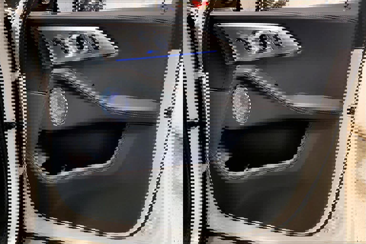 Used 2025 BMW XM image 22