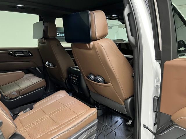 Used 2025 Chevrolet Tahoe High Country AWD/4WD image 54