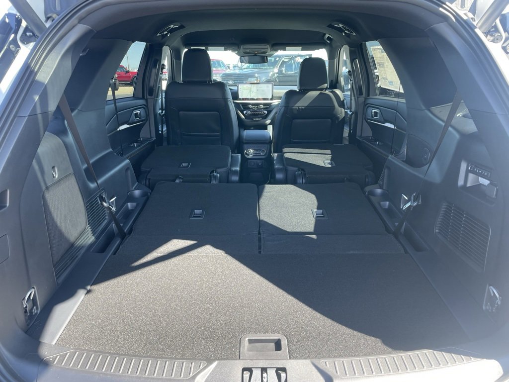 New 2026 Ford Explorer Tremor w/ Tremor Convenience Package image 35