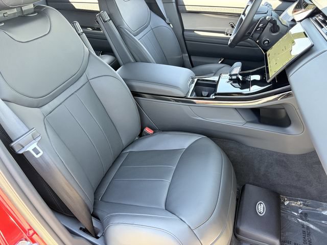New 2026 Land Rover Range Rover Sport Dynamic SE AWD/4WD image 10