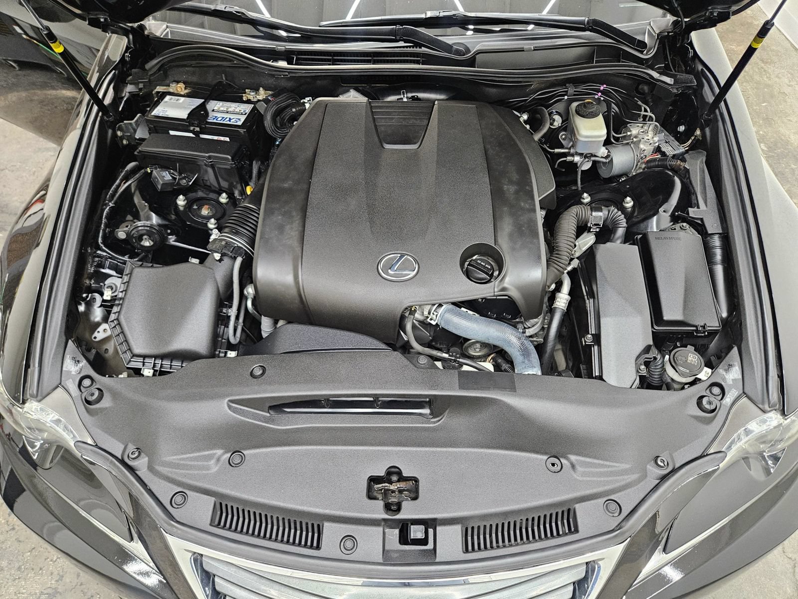 Used 2014 Lexus IS 250 w/ Navigation Package RWD image 17
