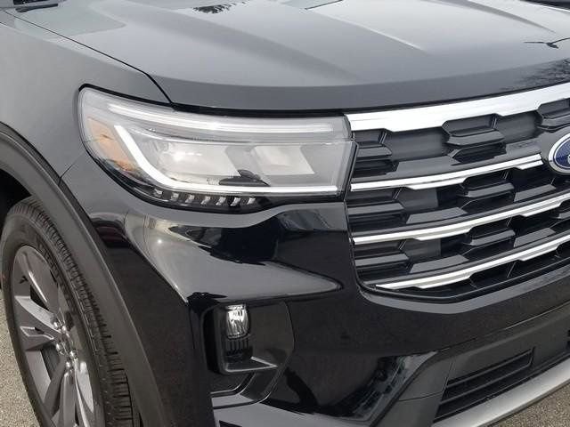 New 2026 Ford Explorer Active w/ Active Comfort Package image 10