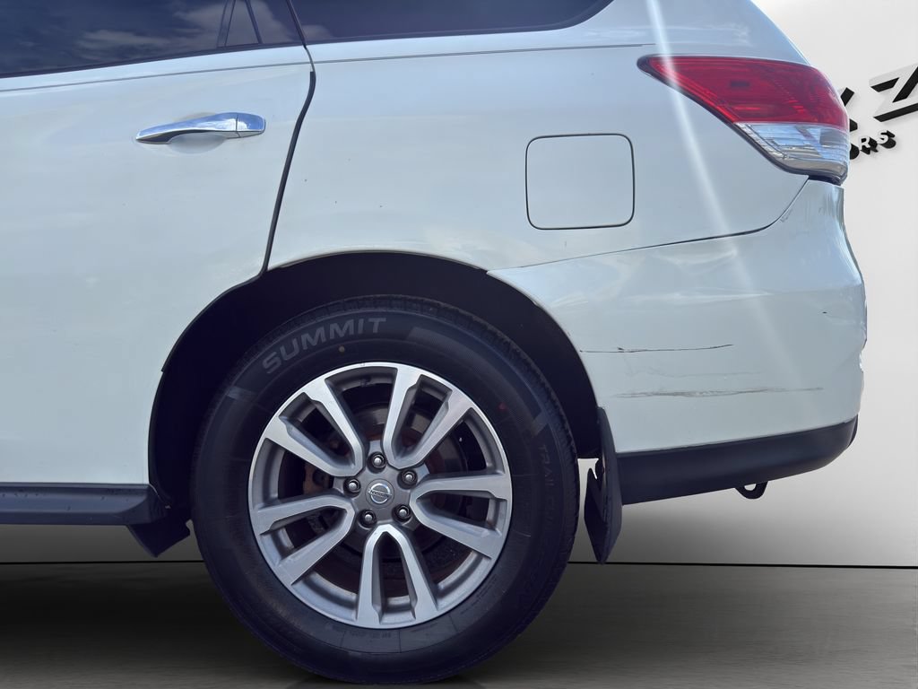 Used 2015 Nissan Pathfinder S FWD image 24