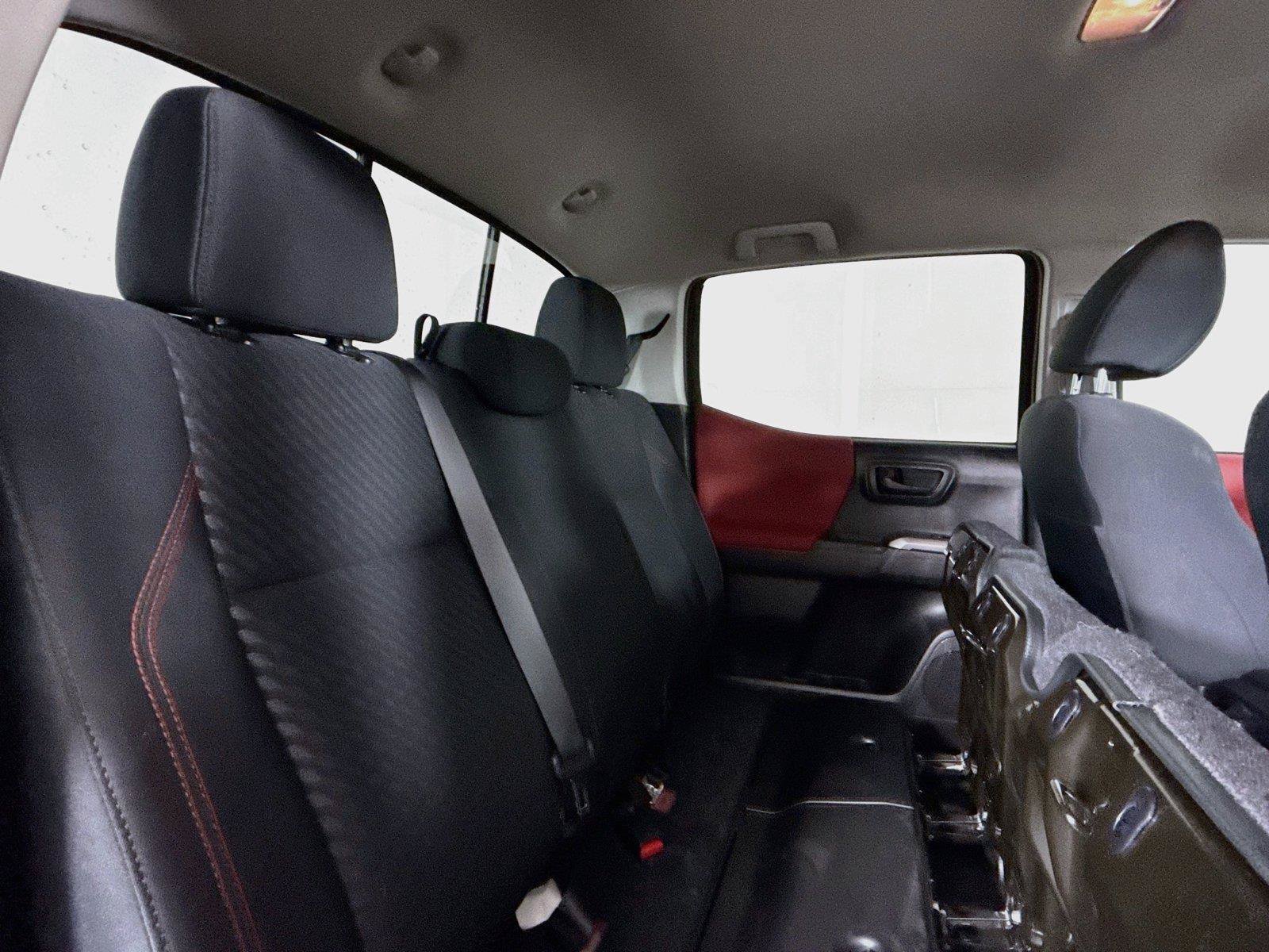 Certified 2022 Toyota Tacoma SR5 RWD image 33