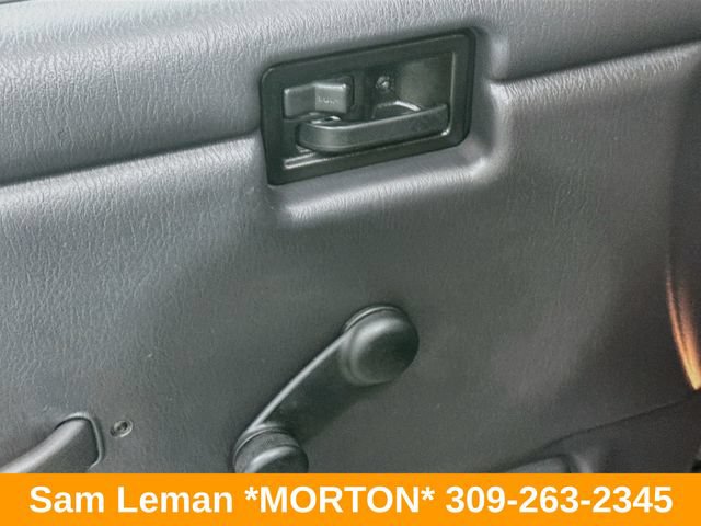 Used 2002 Jeep Wrangler SE AWD/4WD image 16