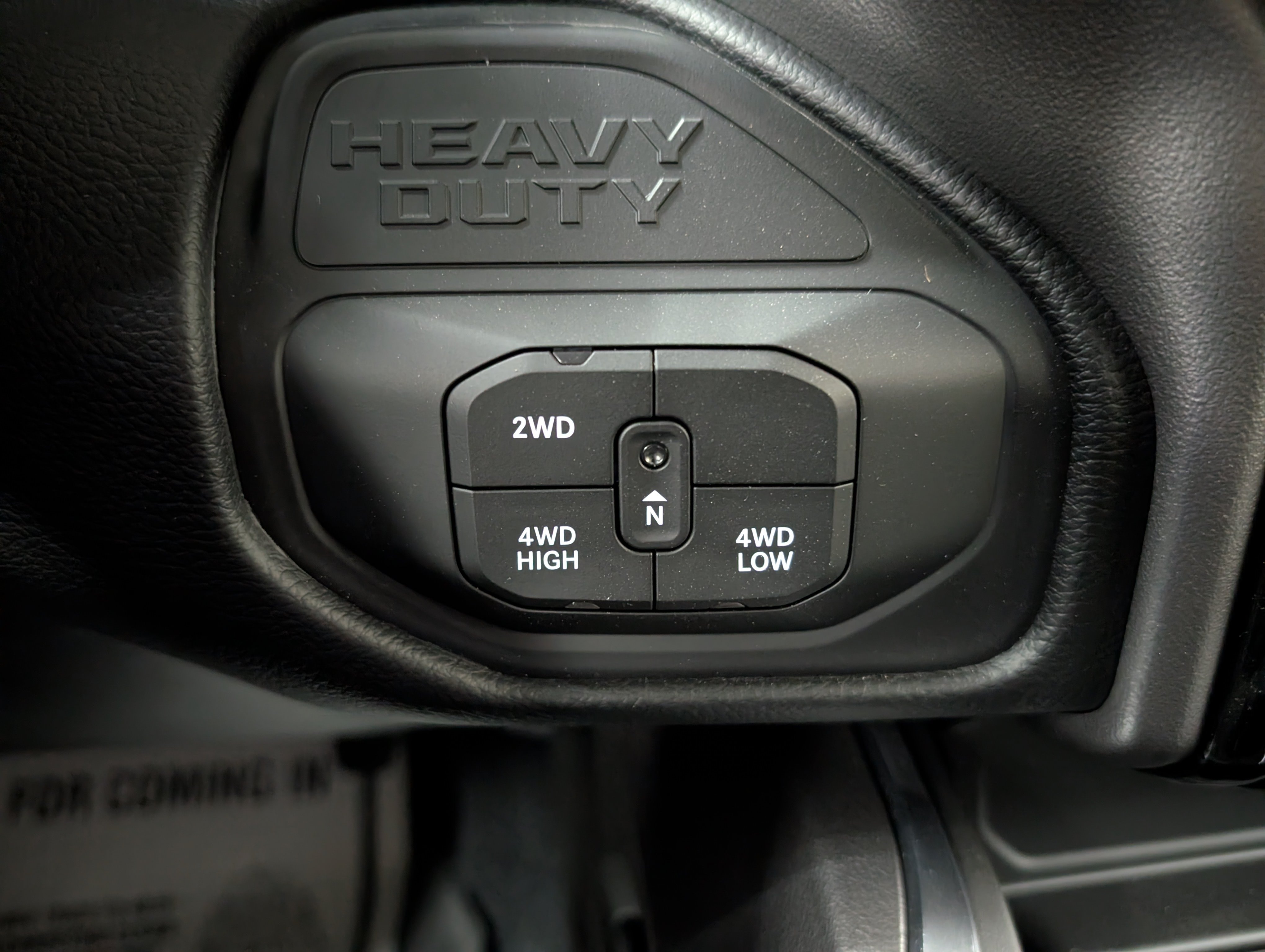 New 2026 RAM 3500 Laramie AWD/4WD image 23