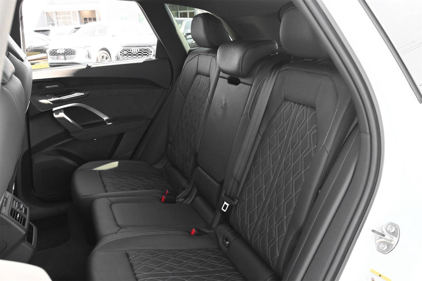 Certified 2025 Audi SQ5 Premium Plus w/ Premium Plus Package AWD/4WD image 18