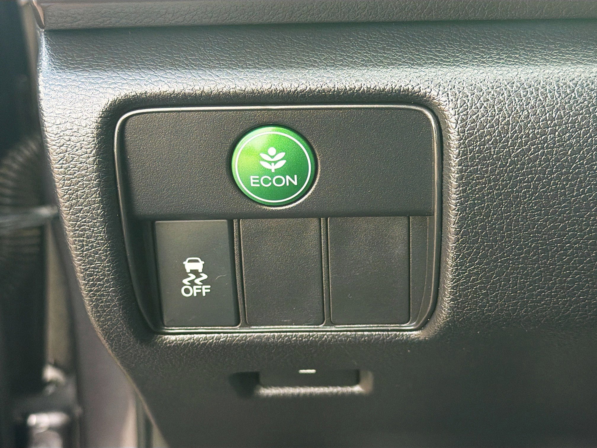 Used 2017 Honda Accord EX-L image 16