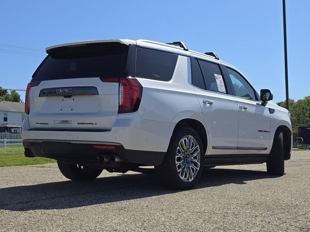 Used 2024 GMC Yukon Denali Ultimate AWD/4WD image 22