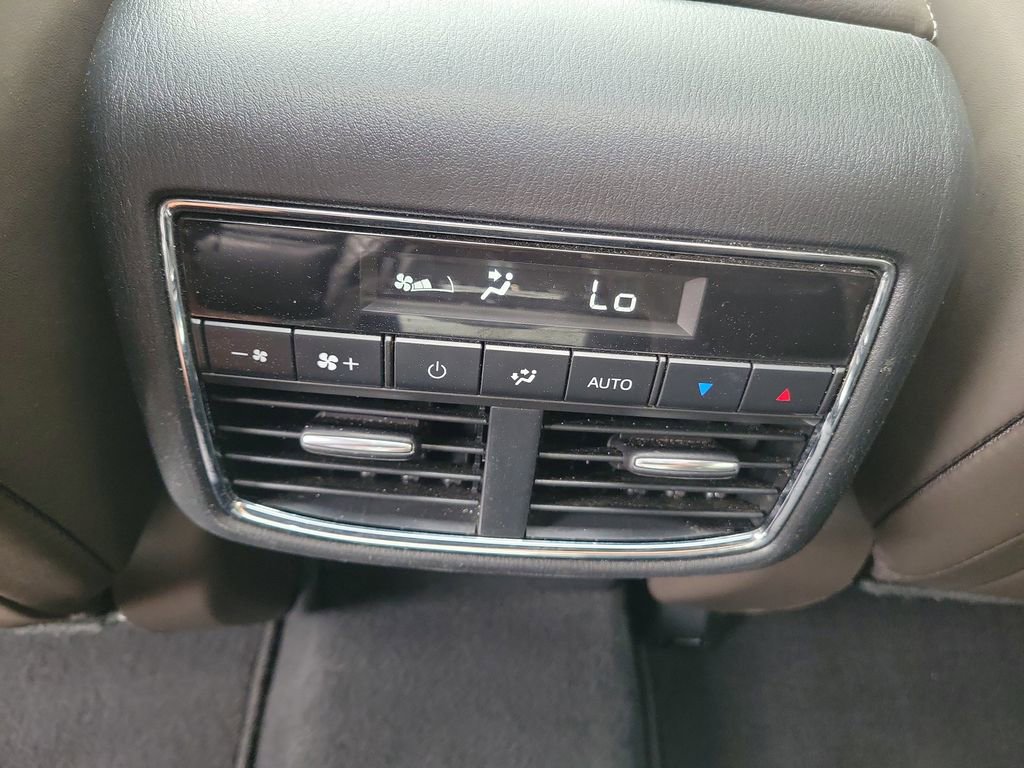 Used 2021 MAZDA CX-9 Signature image 16