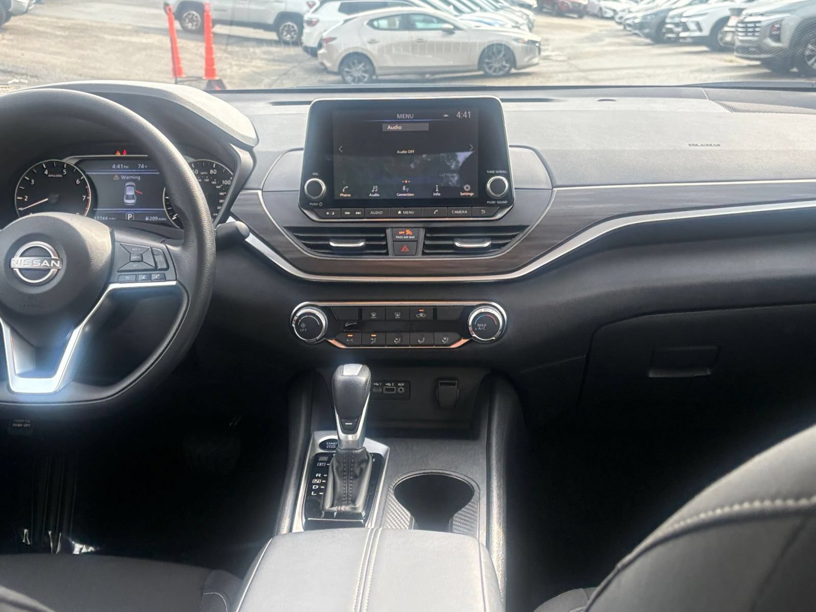 Used 2026 Nissan Altima 2.5 SV FWD image 14