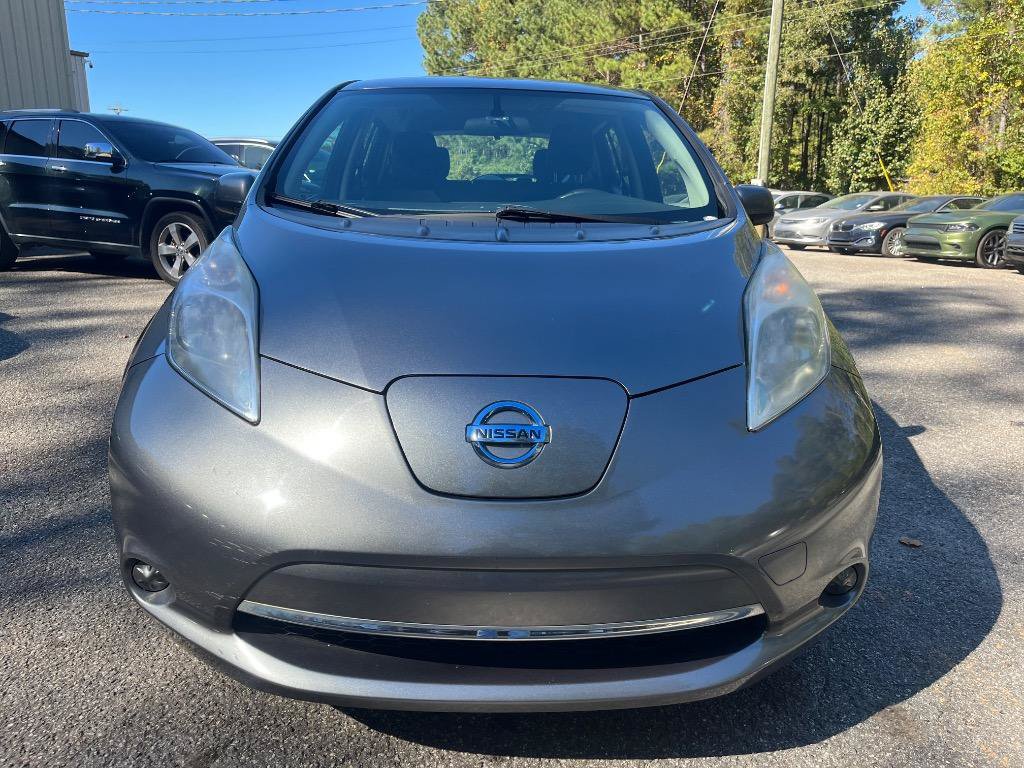 Used 2015 Nissan Leaf S w/ Charge Package FWD image 2