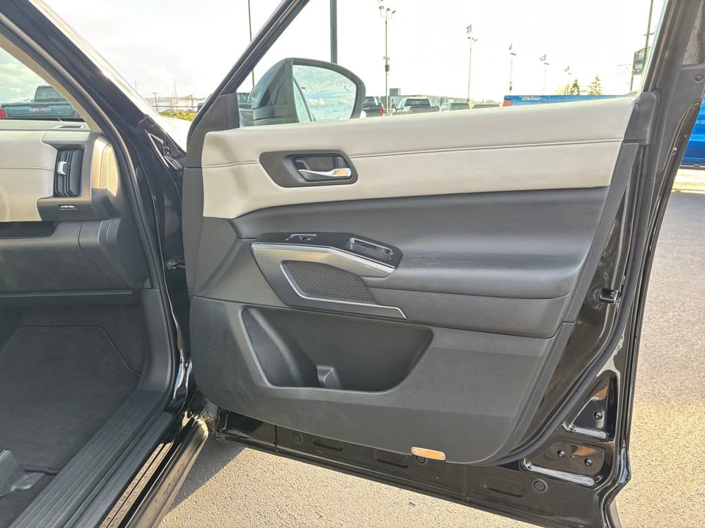 Used 2022 Nissan Pathfinder SL w/ SL Premium Package AWD/4WD image 25