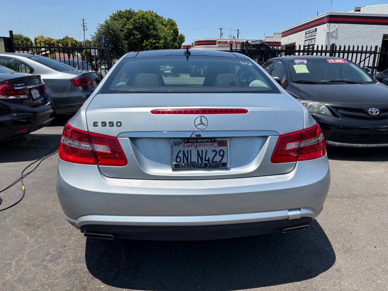 Used 2010 Mercedes-Benz E 550 Coupe image 5