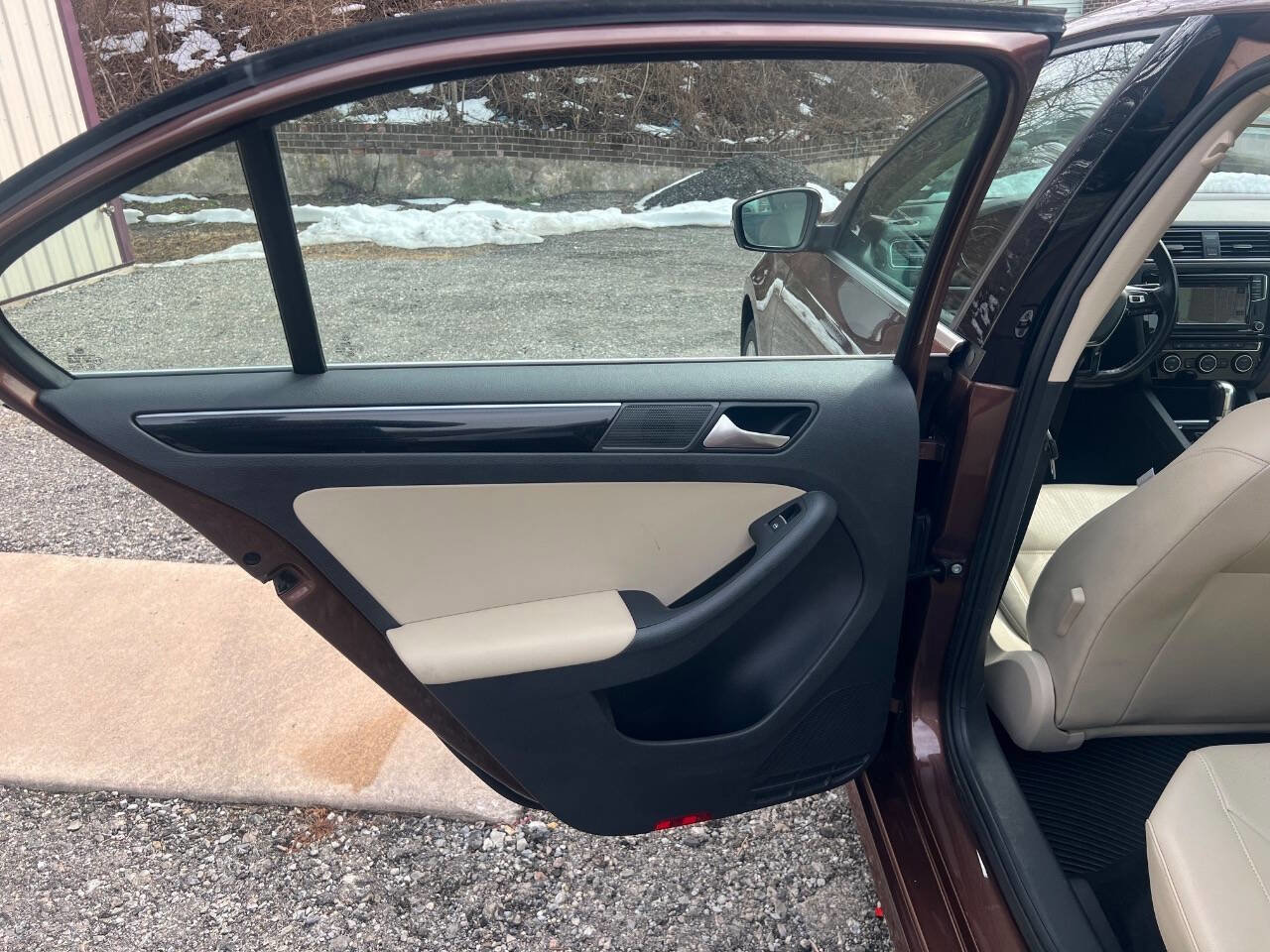 Used 2017 Volkswagen Jetta SEL image 17