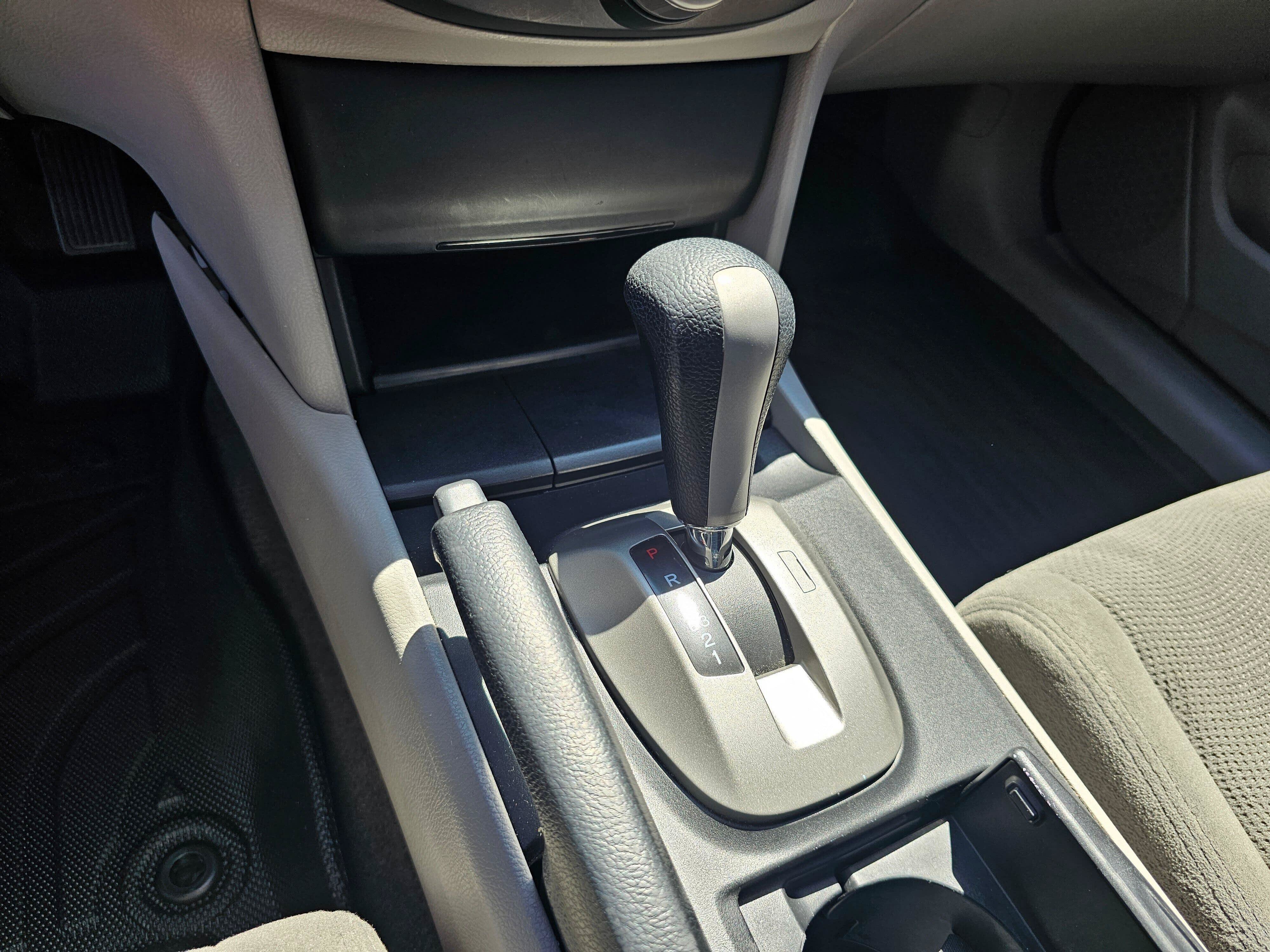 Used 2010 Honda Accord EX image 30
