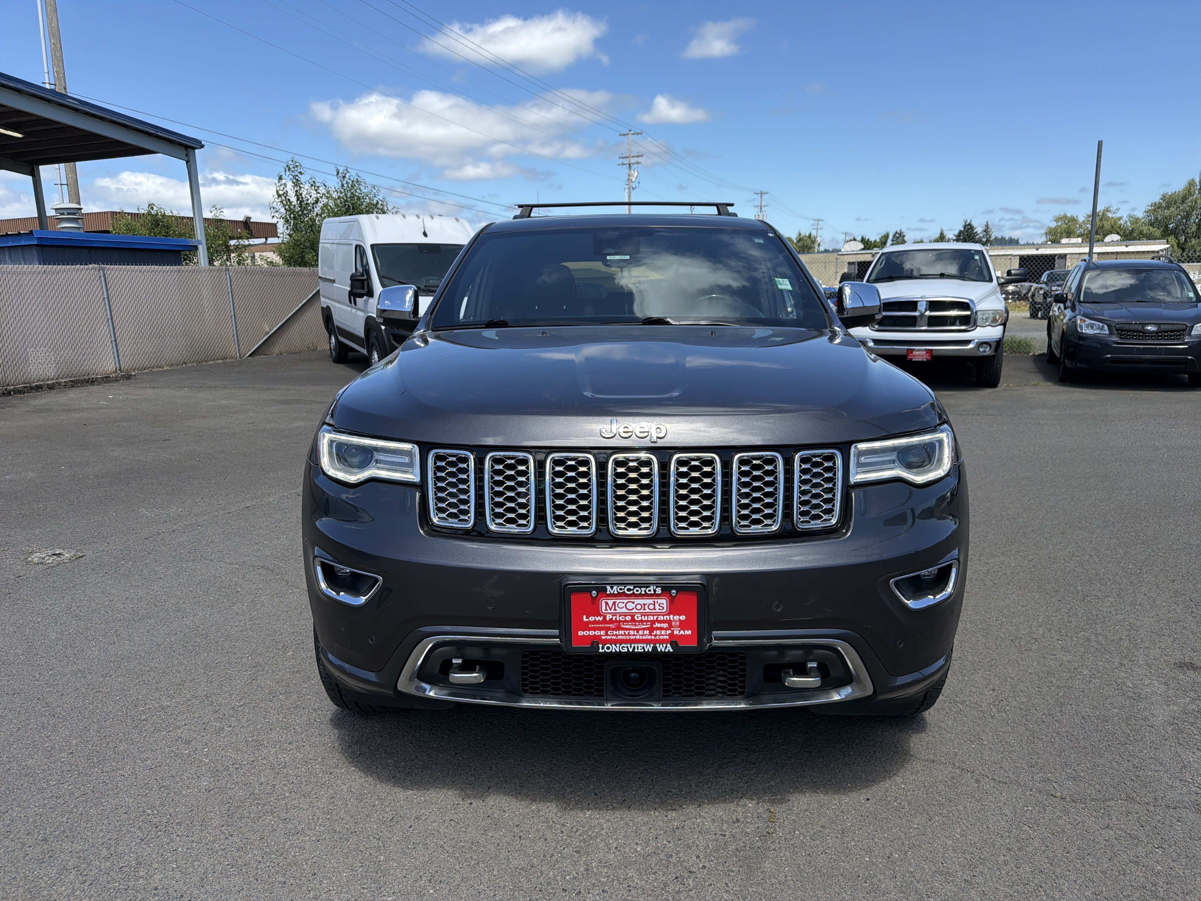 Used 2019 Jeep Grand Cherokee Overland AWD/4WD image 8
