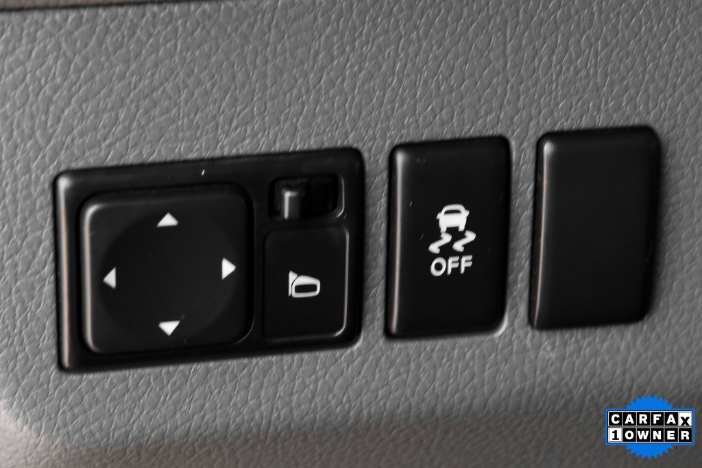 Used 2018 Nissan NV 2500 S image 16