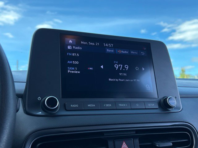 Used 2022 Hyundai Kona SEL AWD/4WD image 41
