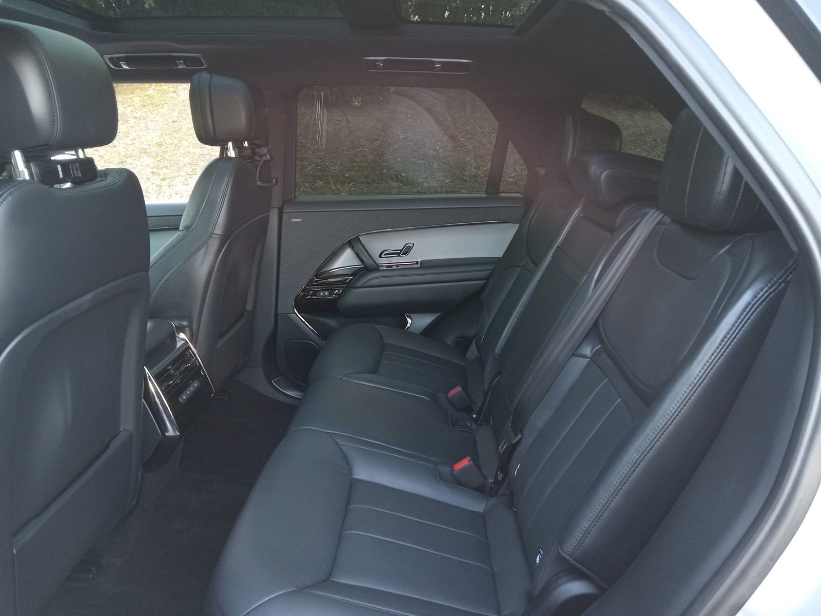 Used 2024 Land Rover Range Rover Sport SE image 22