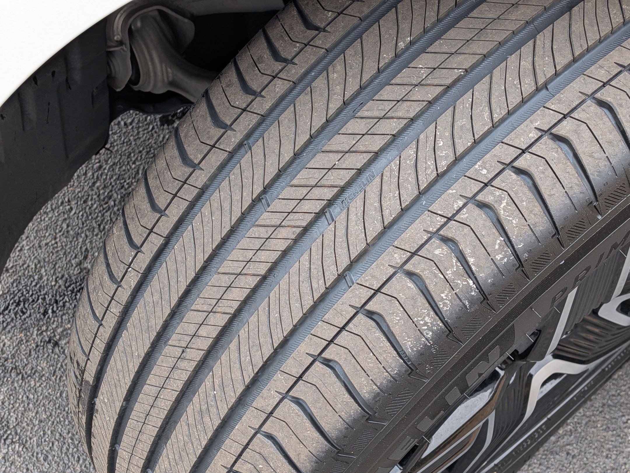 Certified 2024 Mercedes-Benz GLC 300 300 4MATIC Coupe image 12