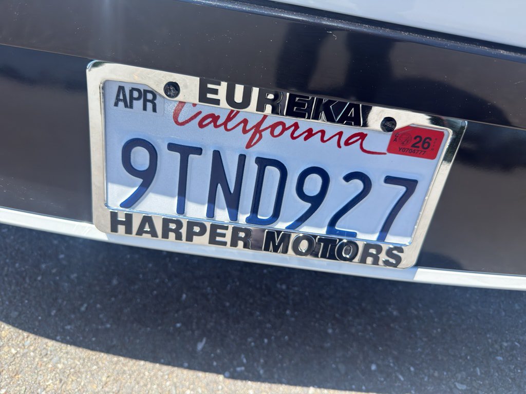 Used 2025 Toyota Prius FWD image 5