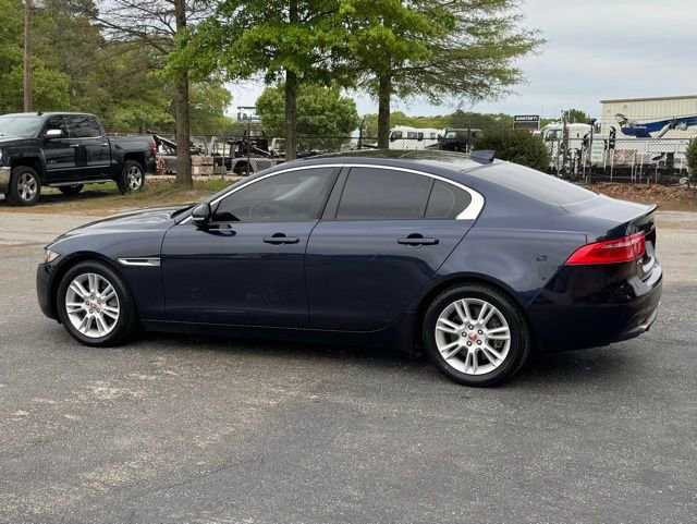 Used 2018 Jaguar XE Premium AWD/4WD image 5