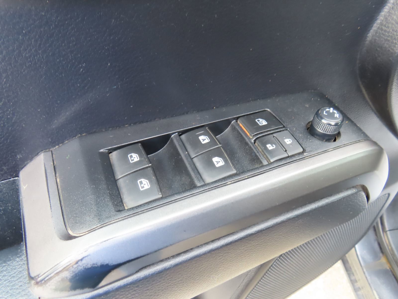 Used 2021 Toyota Tacoma TRD Sport image 13