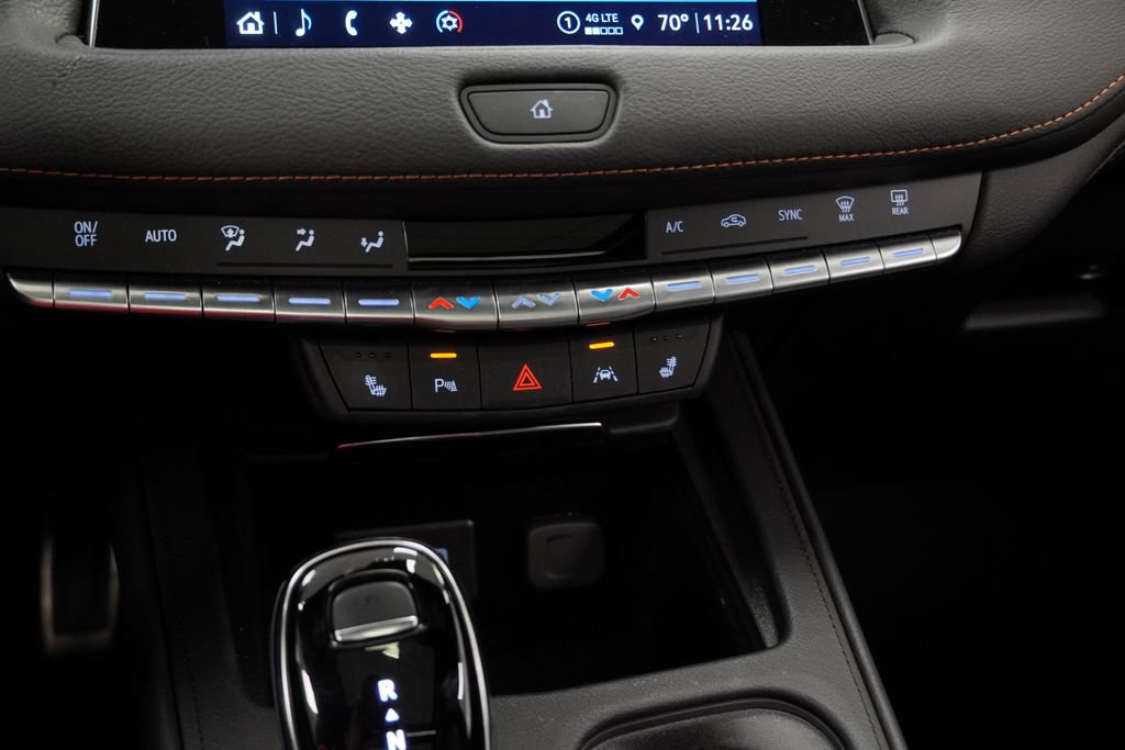 Used 2023 Cadillac XT4 Sport w/ Cold Weather Package AWD/4WD image 21