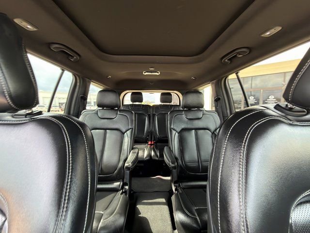 Used 2024 Jeep Grand Cherokee L Limited w/ Luxury Tech Group II AWD/4WD image 31