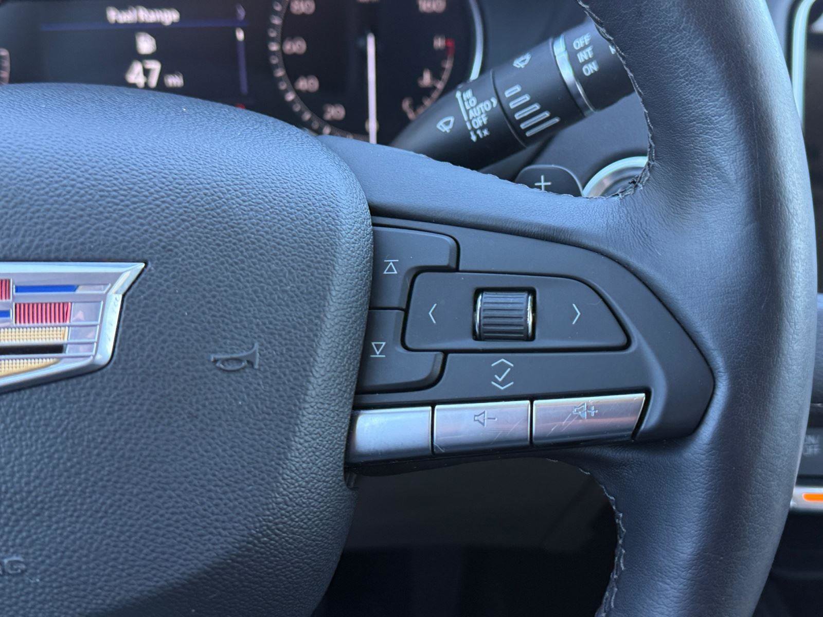 Used 2021 Cadillac XT4 Premium Luxury w/ Driver Assist Package image 27
