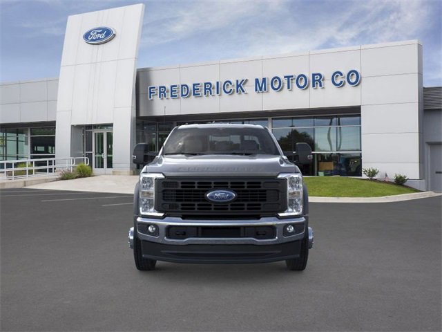 New 2026 Ford F450 XL w/ XL Chrome Package image 8