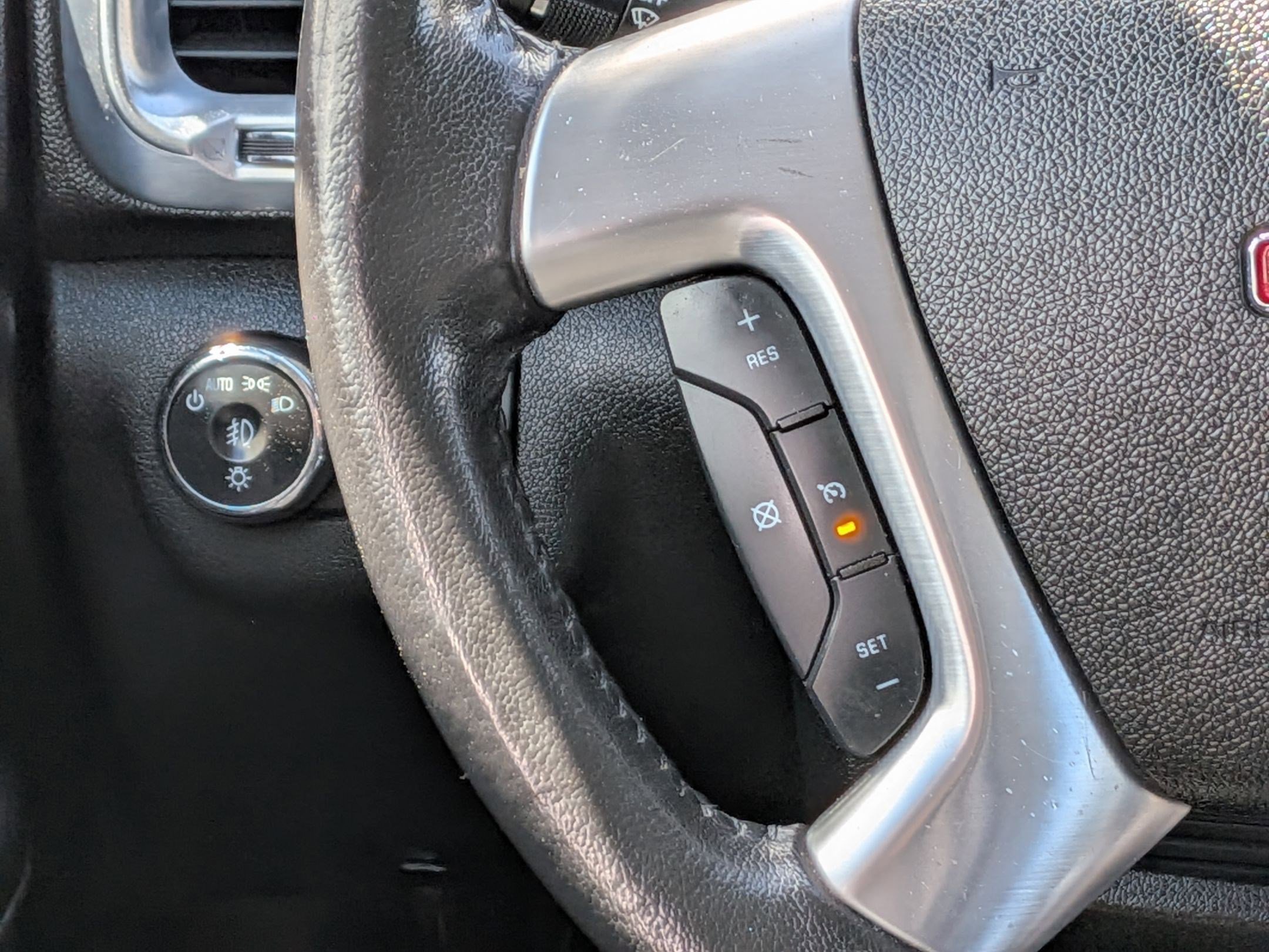 Used 2016 GMC Acadia SLT image 19