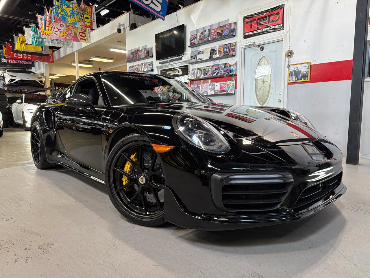 Used 2017 Porsche 911 Turbo S AWD/4WD image 1