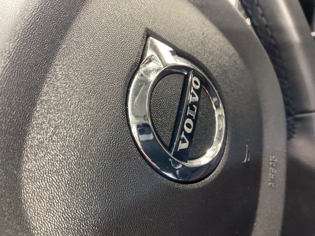 Certified 2025 Volvo XC90 B5 Core w/ Protection Package Premier AWD/4WD image 44