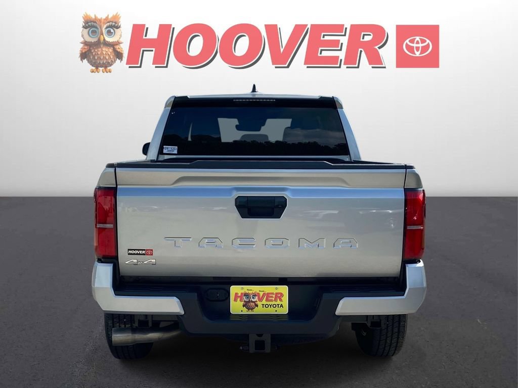 Used 2025 Toyota Tacoma SR5 AWD/4WD image 9