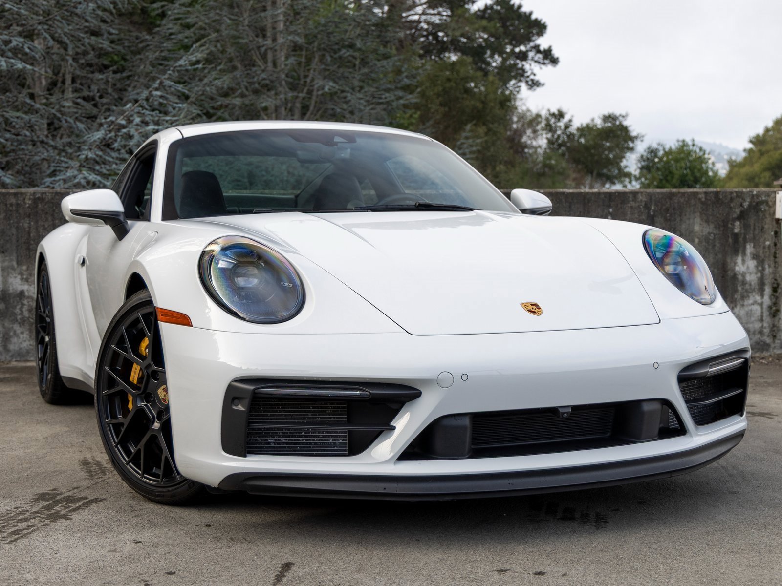Used 2024 Porsche 911 Carrera GTS image 9