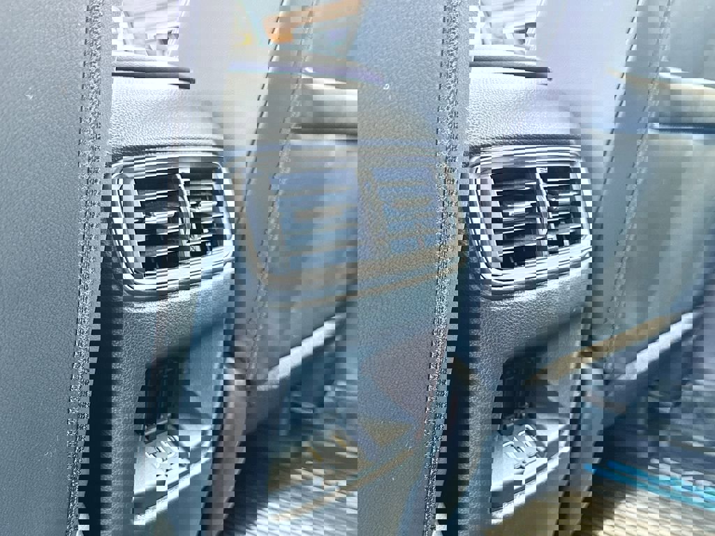 Used 2021 Honda CR-V Touring image 32