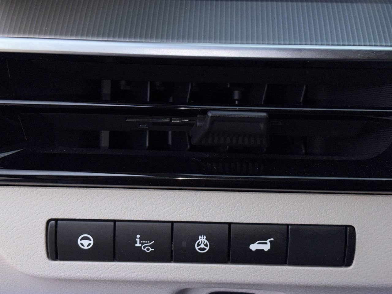Used 2025 Nissan Murano Platinum w/ Cargo Package AWD/4WD image 14