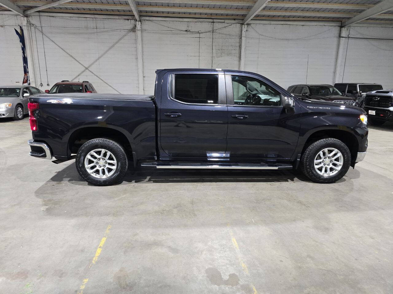 Used 2022 Chevrolet Silverado 1500 LT w/ Max Trailering Package AWD/4WD image 16