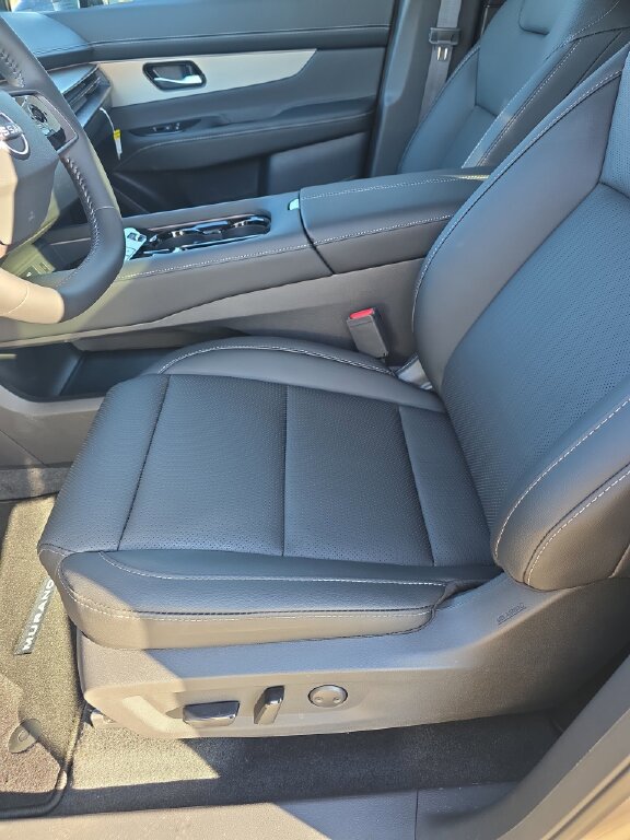 New 2026 Nissan Murano SL image 5