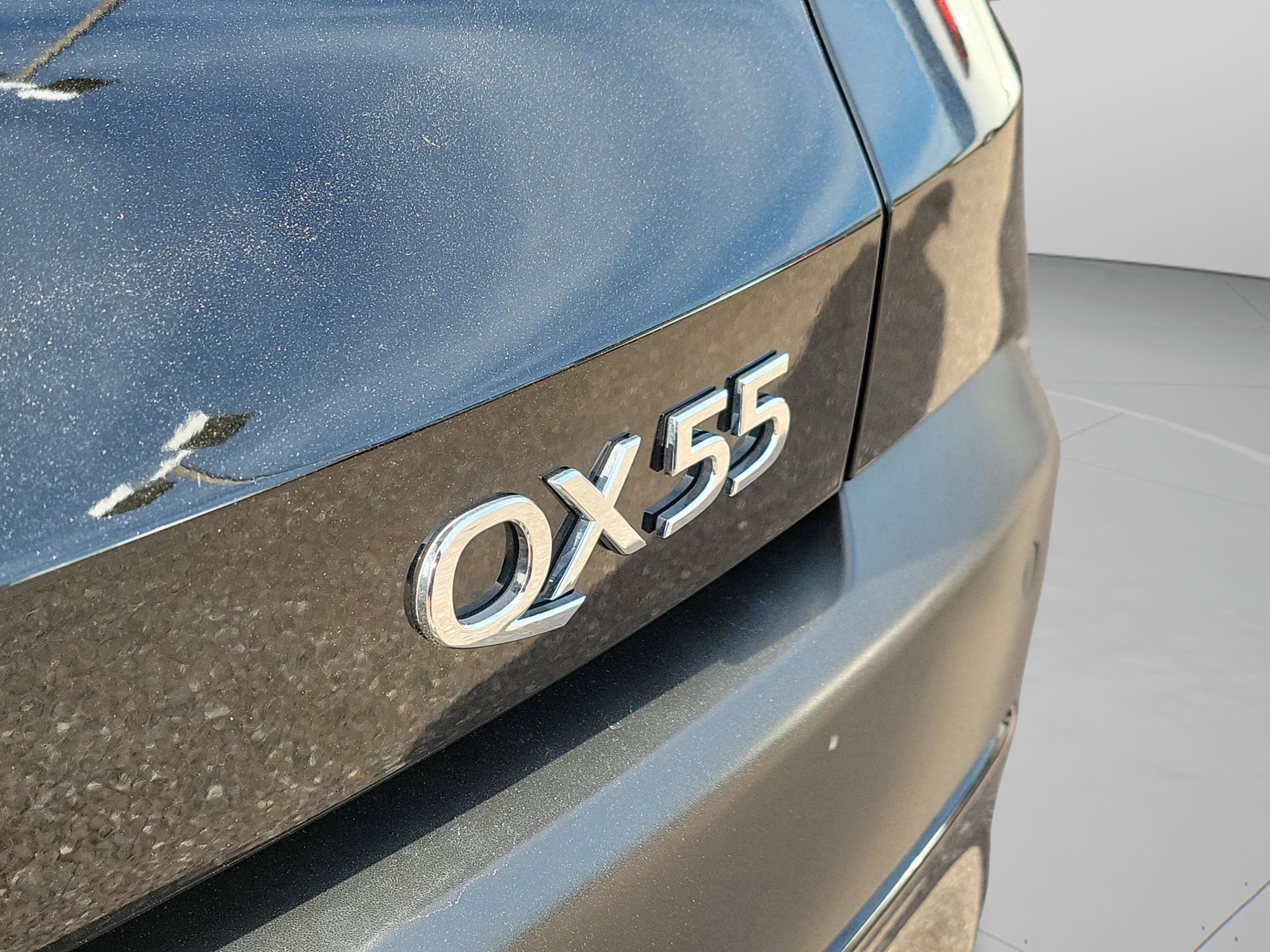 Certified 2025 INFINITI QX55 Essential w/ Accent Package image 32