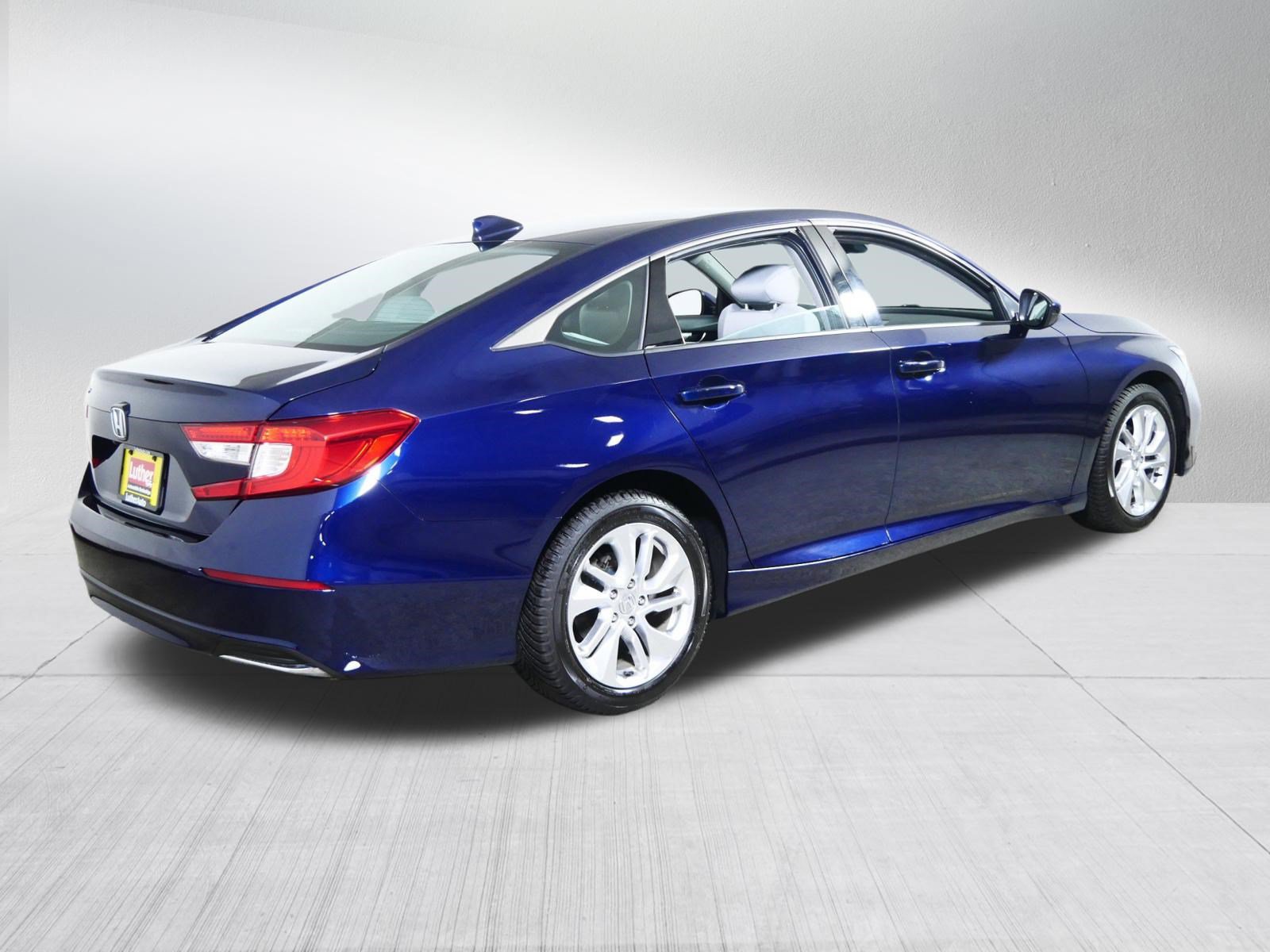 Used 2019 Honda Accord LX image 7