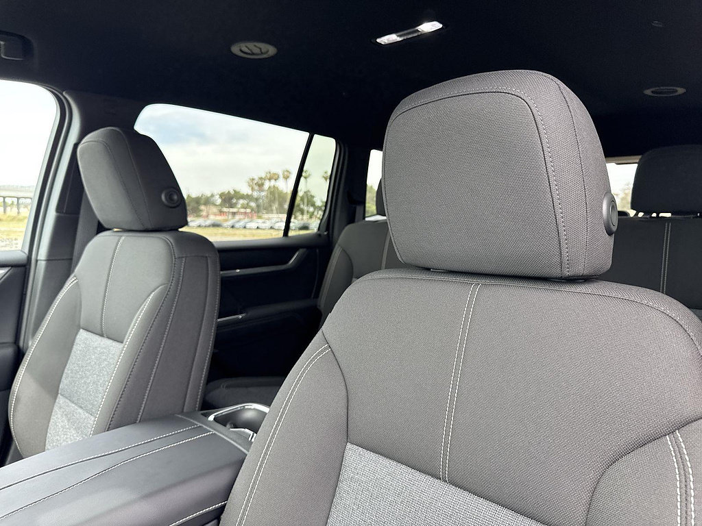 New 2026 GMC Acadia Elevation FWD image 22