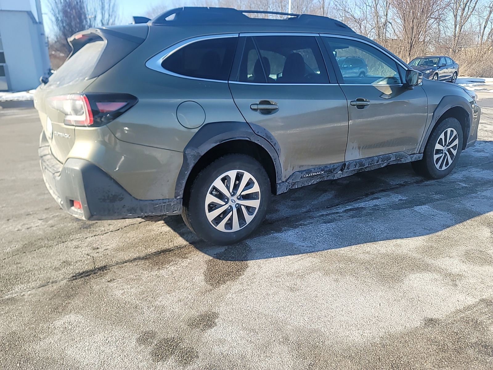 Used 2024 Subaru Outback Premium image 12