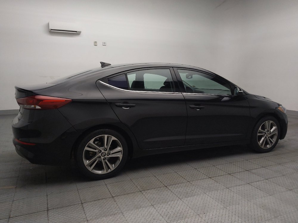 Used 2018 Hyundai Elantra Limited FWD image 10