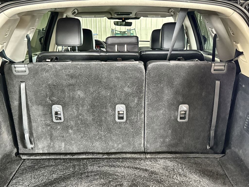 Used 2025 Nissan Pathfinder SL image 28